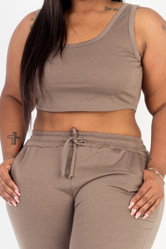 plus size set, women's plus size set, women's plus size fashion, women's fashion, plus size joggers, 2024 plus size fashion, fashion nova, pretty little thing, plus size jogger set, 