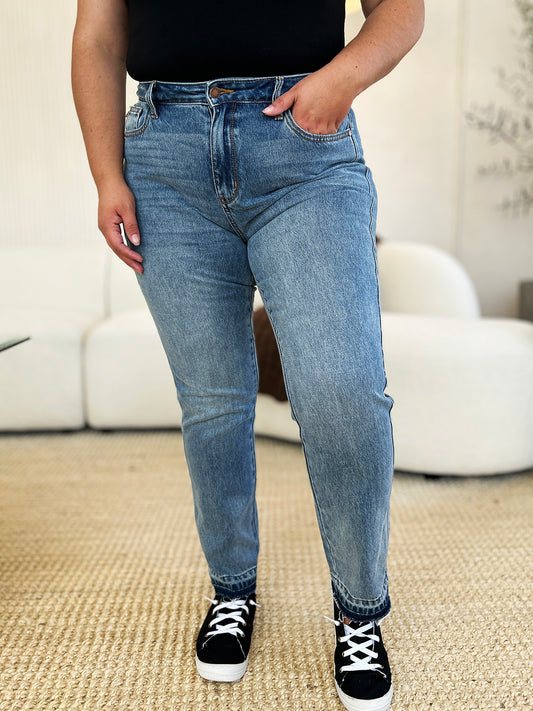 Judy Blue Mid Rise Magic Release Jeans