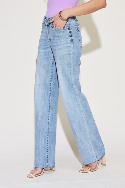 Judy Blue V Front Waist Straight Jeans